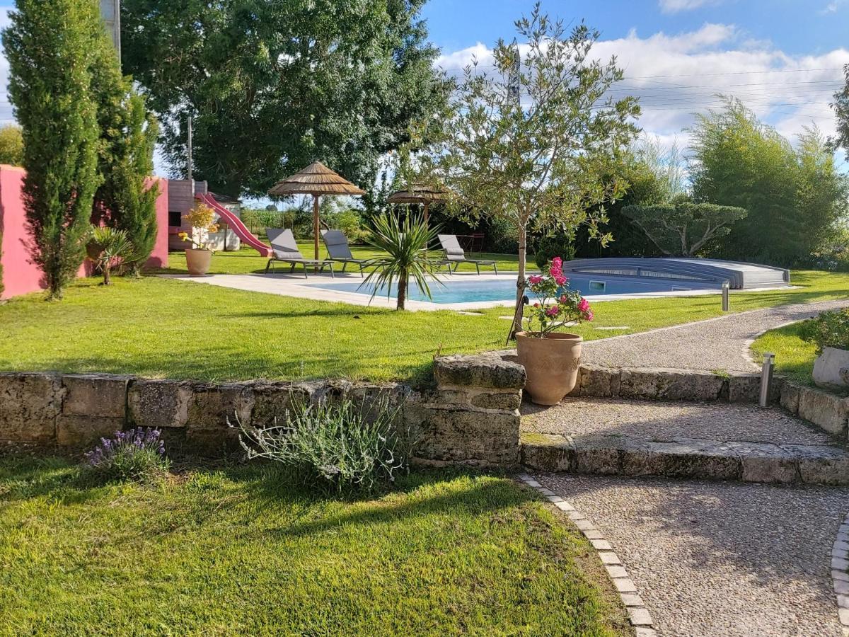 Les Marguerites Bed & Breakfast Champdolent Exterior foto